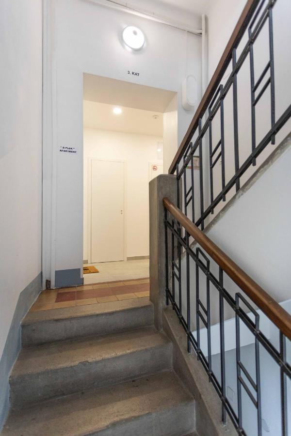 Bright And Modern Apartments In City Center Загреб Екстериор снимка