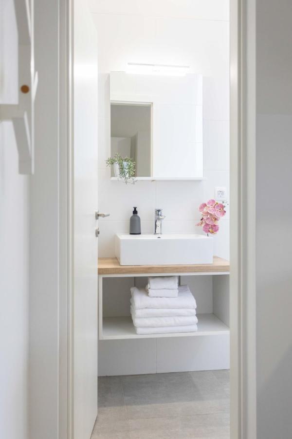 Bright And Modern Apartments In City Center Загреб Екстериор снимка