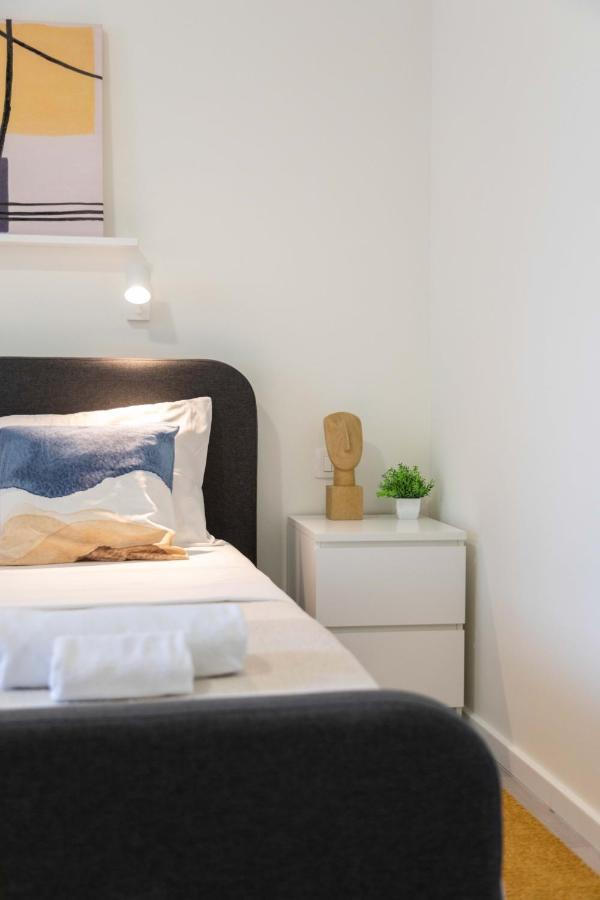 Bright And Modern Apartments In City Center Загреб Екстериор снимка