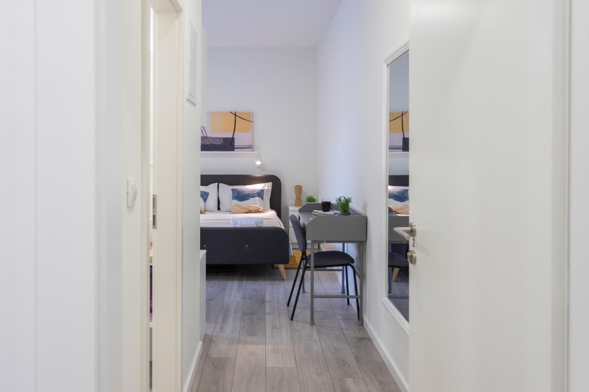 Bright And Modern Apartments In City Center Загреб Екстериор снимка