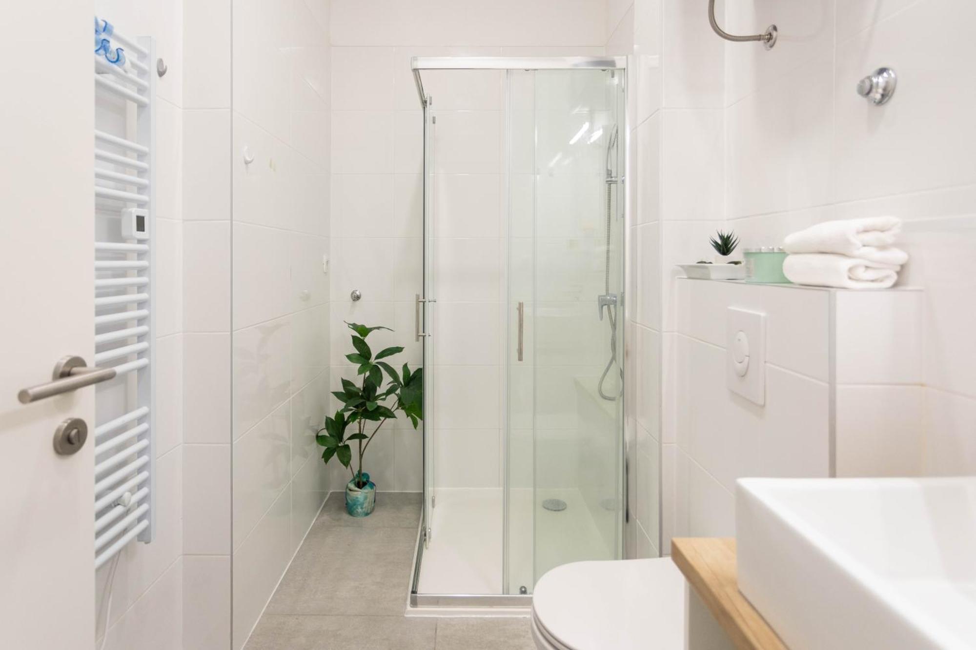 Bright And Modern Apartments In City Center Загреб Екстериор снимка