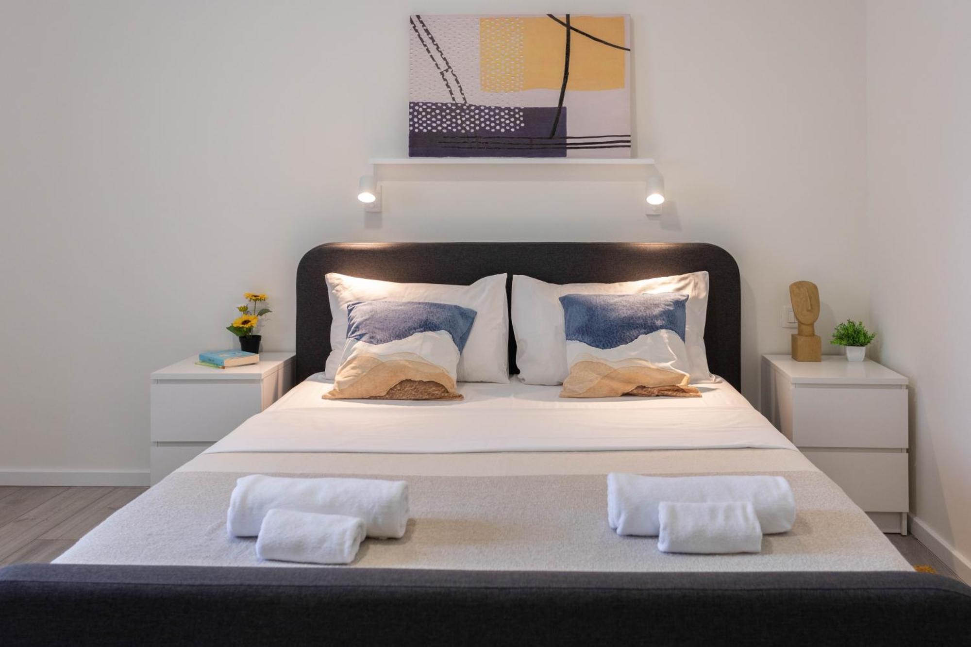 Bright And Modern Apartments In City Center Загреб Екстериор снимка
